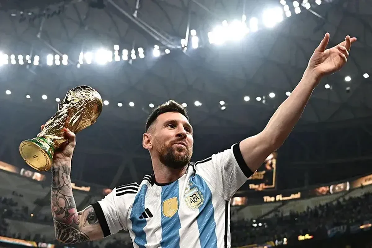 Con Messi, Argentina ganó el Mundial 2022 durante un &amp;quot;tembladeral socio-político-económico&amp;quot; en el país y generó &amp;quot;felicidad compensatoria&amp;quot;, dice Alabarces.