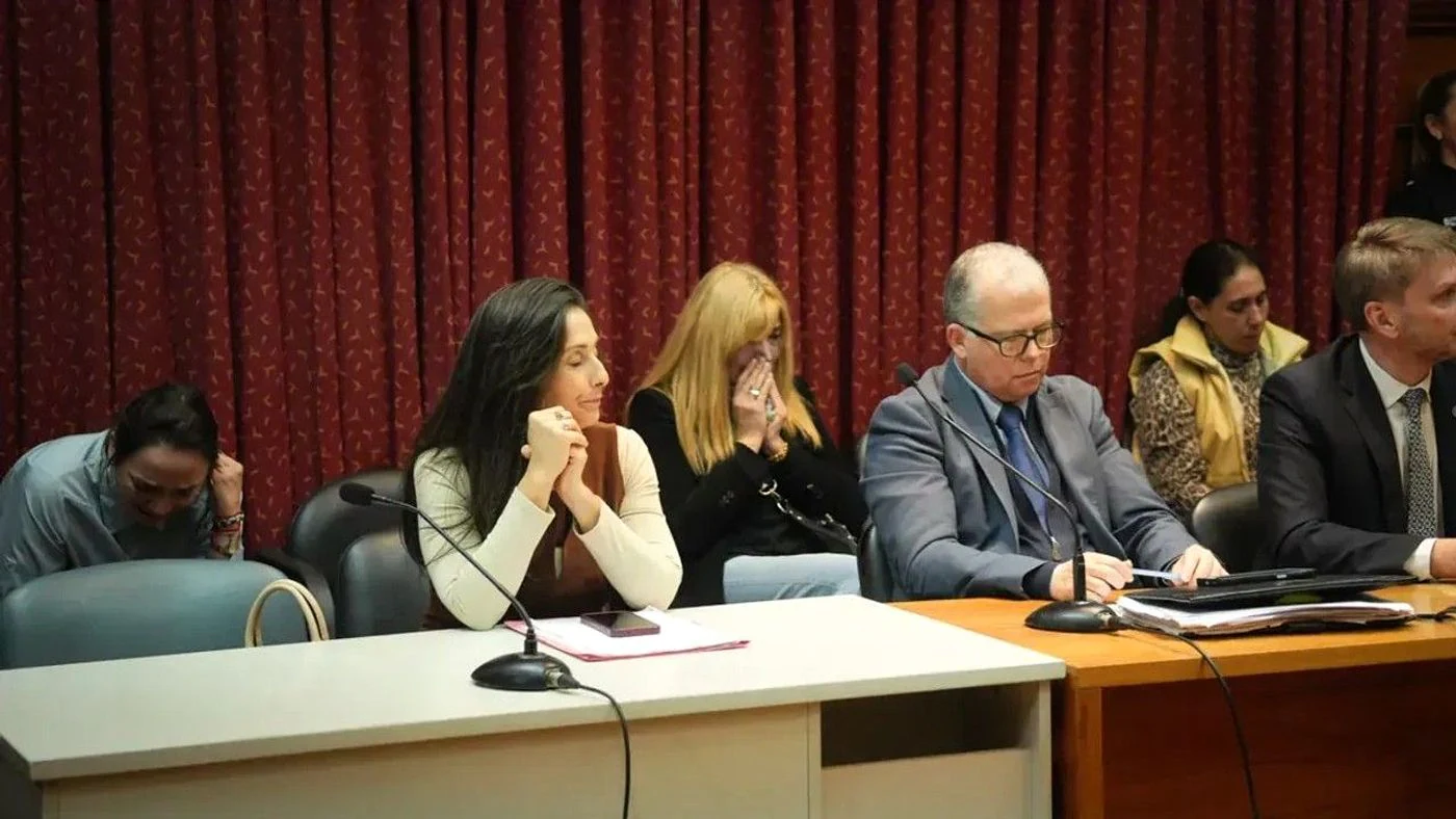 Las acusadas quebraron en llanto tras escuchar el veredicto del tribunal. Maiquel Torcatt / Aire Digital