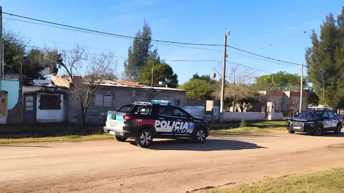 Imagen ilustrativa de la noticia: Allanamiento en Barrio Pellegrini: dos detenidos (Policiales)