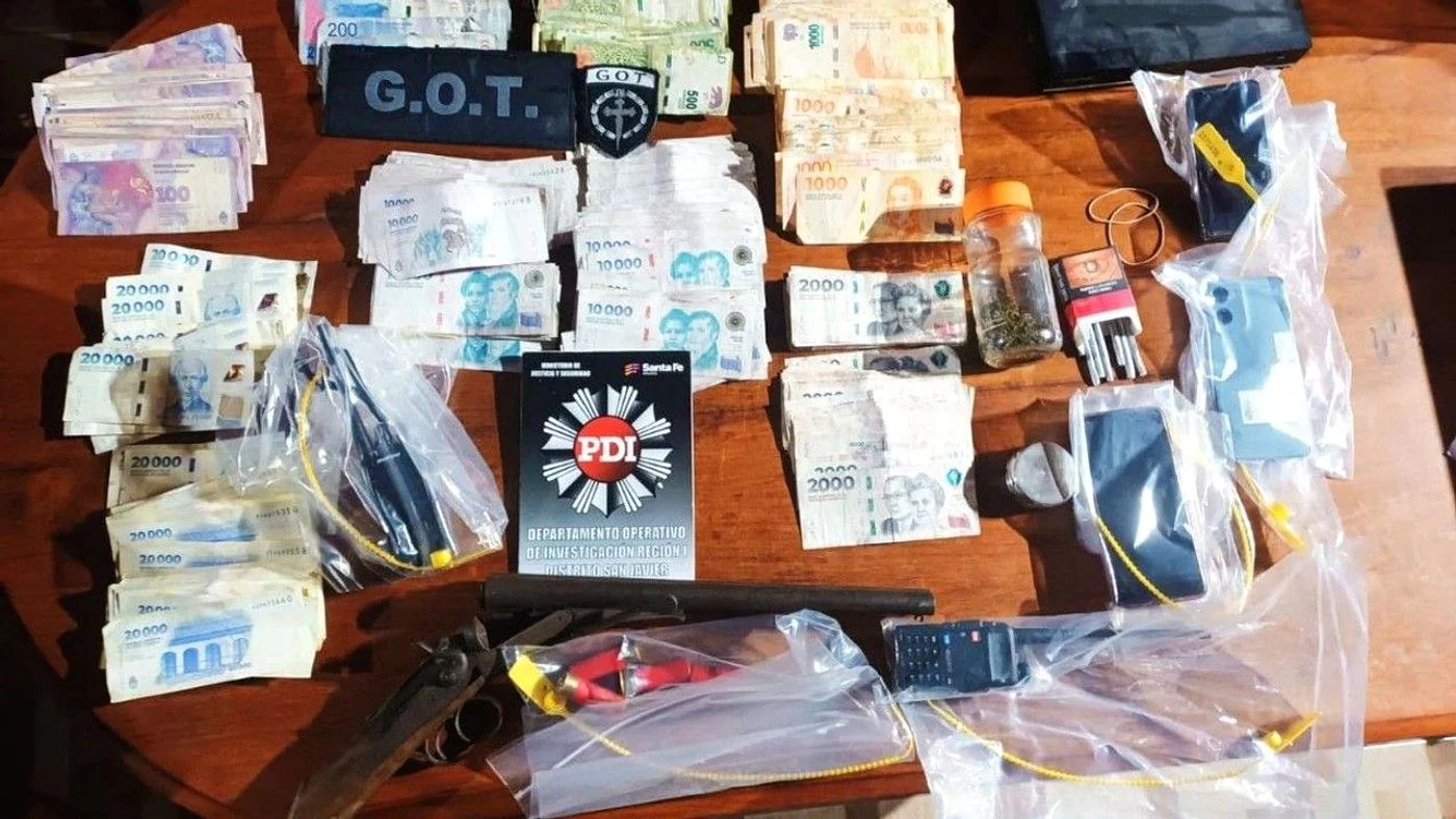 Imagen ilustrativa de la noticia: Allanamiento en San Javier: secuestran millones en efectivo (Policiales)
