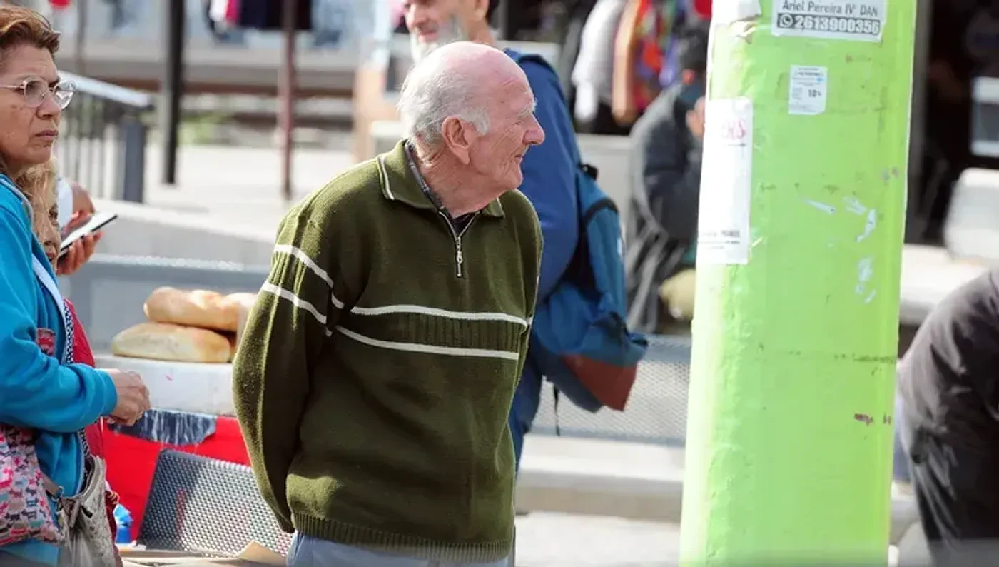 Las pensiones no contributivas recibirán en junio un incremento por movilidad, el medio aguinaldo y los adicionales que mantiene vigente Anses. ALF PONCE MERCAD