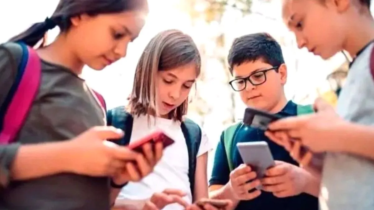 Charla gratuita sobre riesgos digitales en la Sociedad Italiana del Barrio San Martín.
