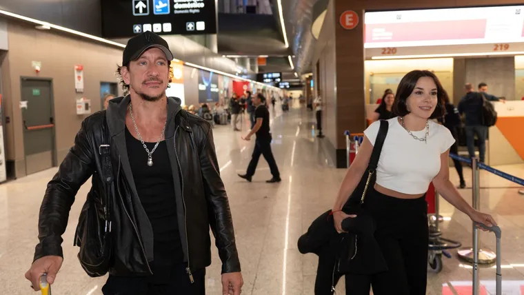 Actualmente, Vázquez está en pareja con Dai Fernández.