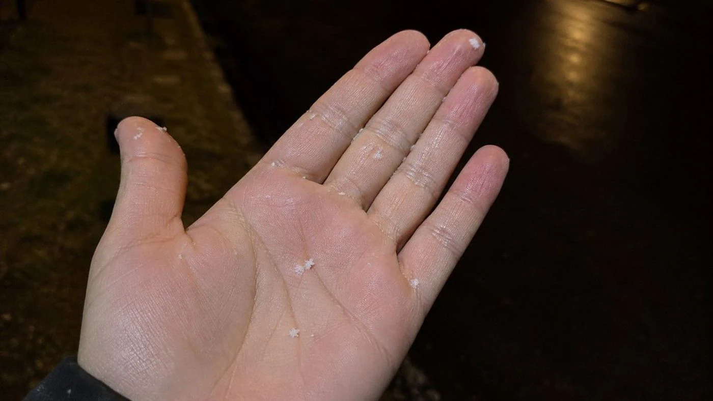 Caen copos blancos en Suardi y Arrufó