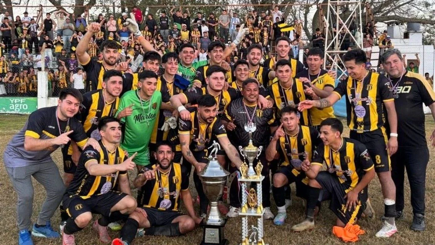 Imagen ilustrativa de la noticia: Central de Ceres conquista la Copa de Plata (Deportes)
