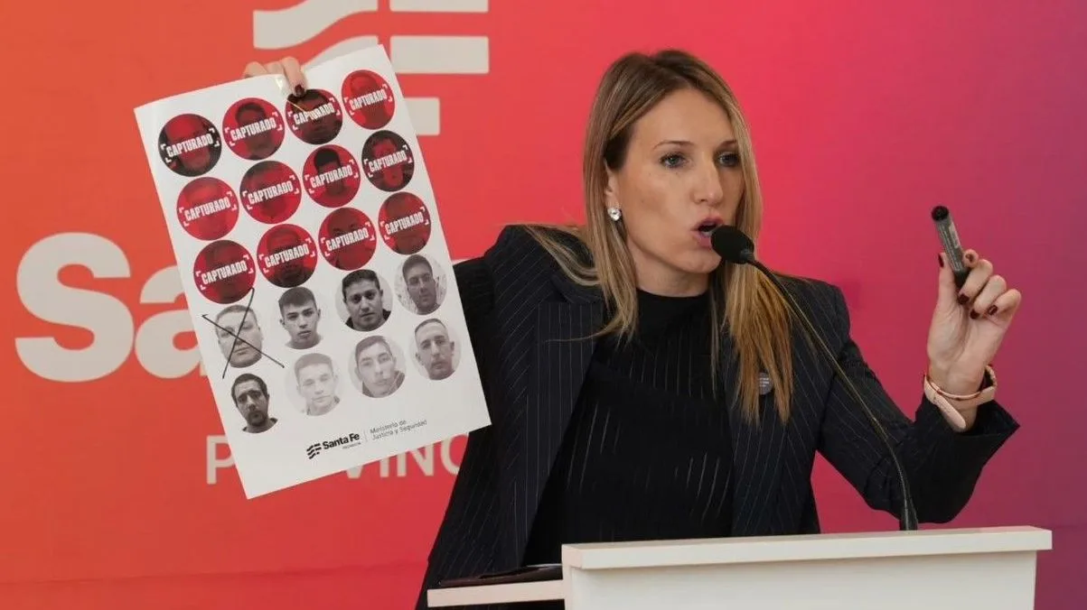 Virginia Coudannes en conferencia sobre la captura de "Plin" Acosta en Rafaela.