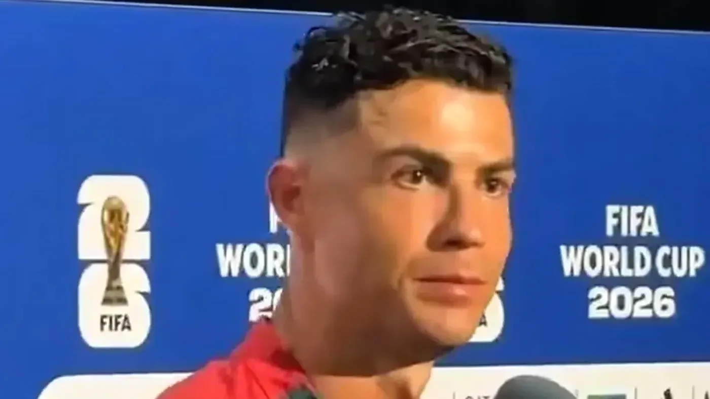 El capitán del seleccionado portugués exhibió su malestar ante las consultas comparativas en la rueda de prensa posterior a la goleada.
