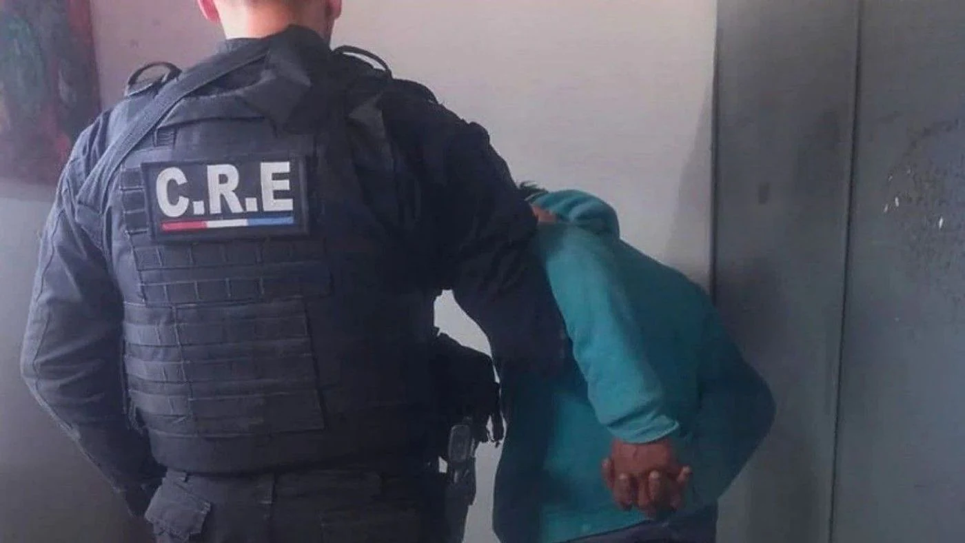 Detienen a joven vinculado al robo de cámaras