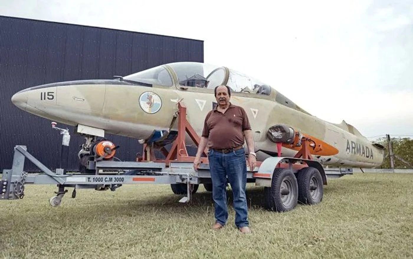 Santa Fe declaró Patrimonio Histórico al avión de Owen Crippa utilizado en Malvinas