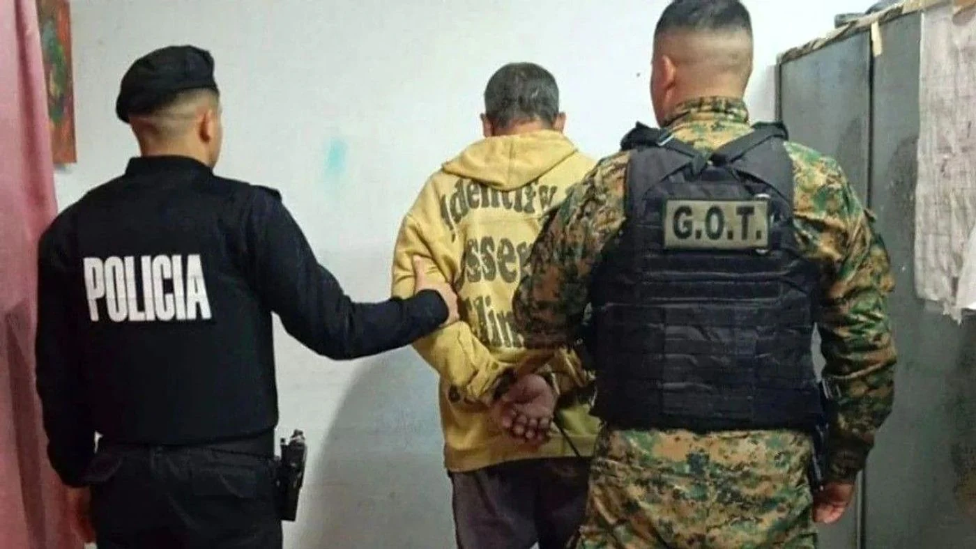 Detención por agresión y resistencia a la autoridad