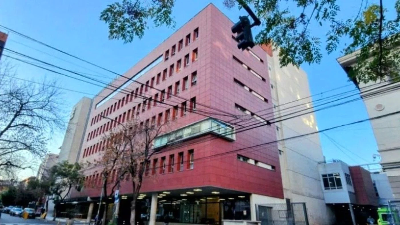 Investigan otros dos posibles casos similares en la institución.