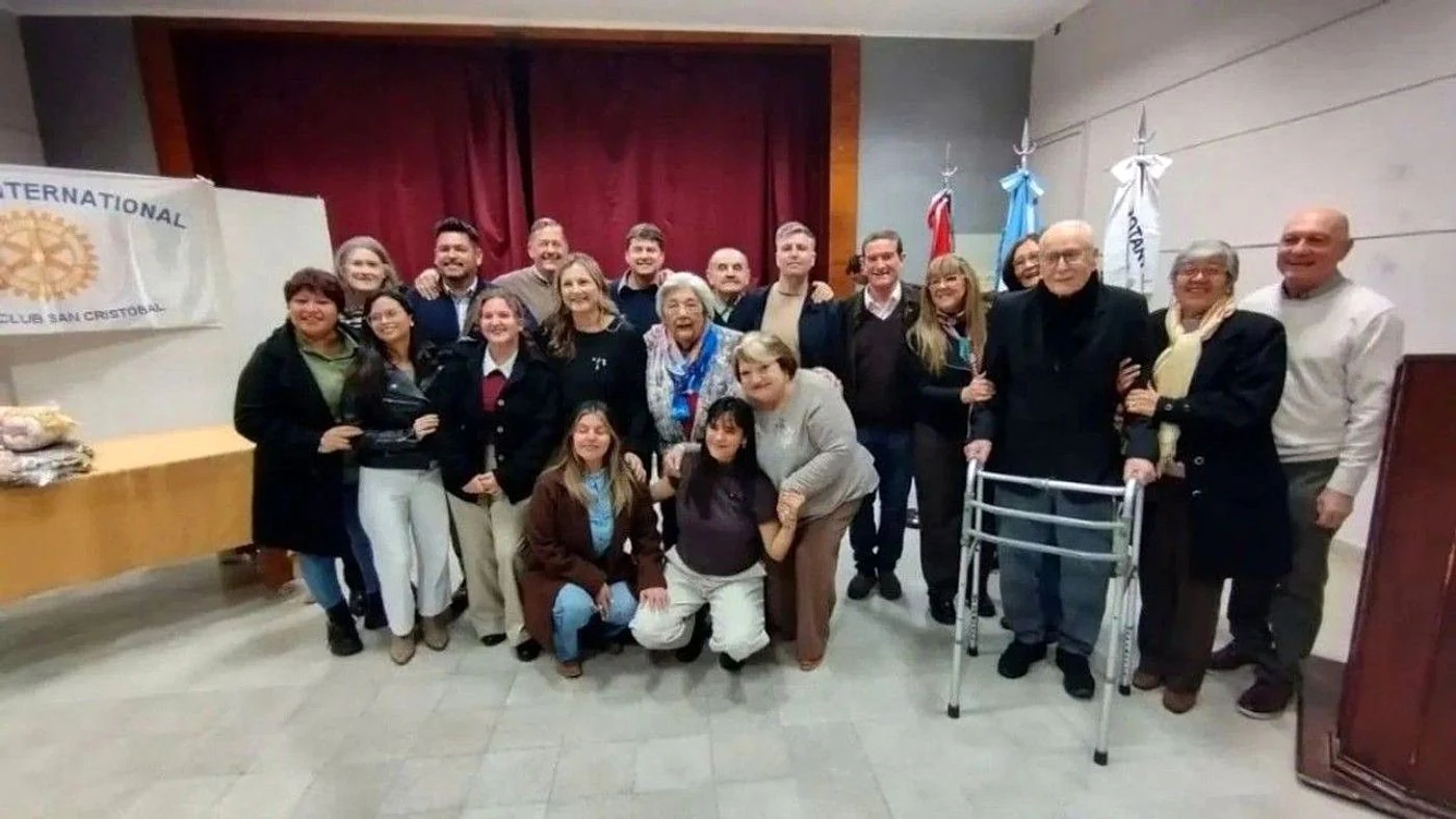 Laura Quirós asume presidencia del Rotary Club