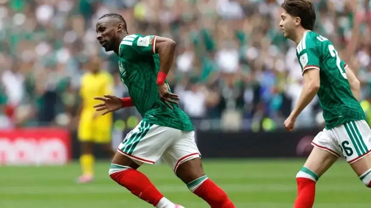 Histórico. Julián Quiñones, delantero de 29 años del Al-Qadsiah de Arabia Saudita, marcó el primer gol del Mundial 2026 para el seleccionado mexicano.&nbsp;