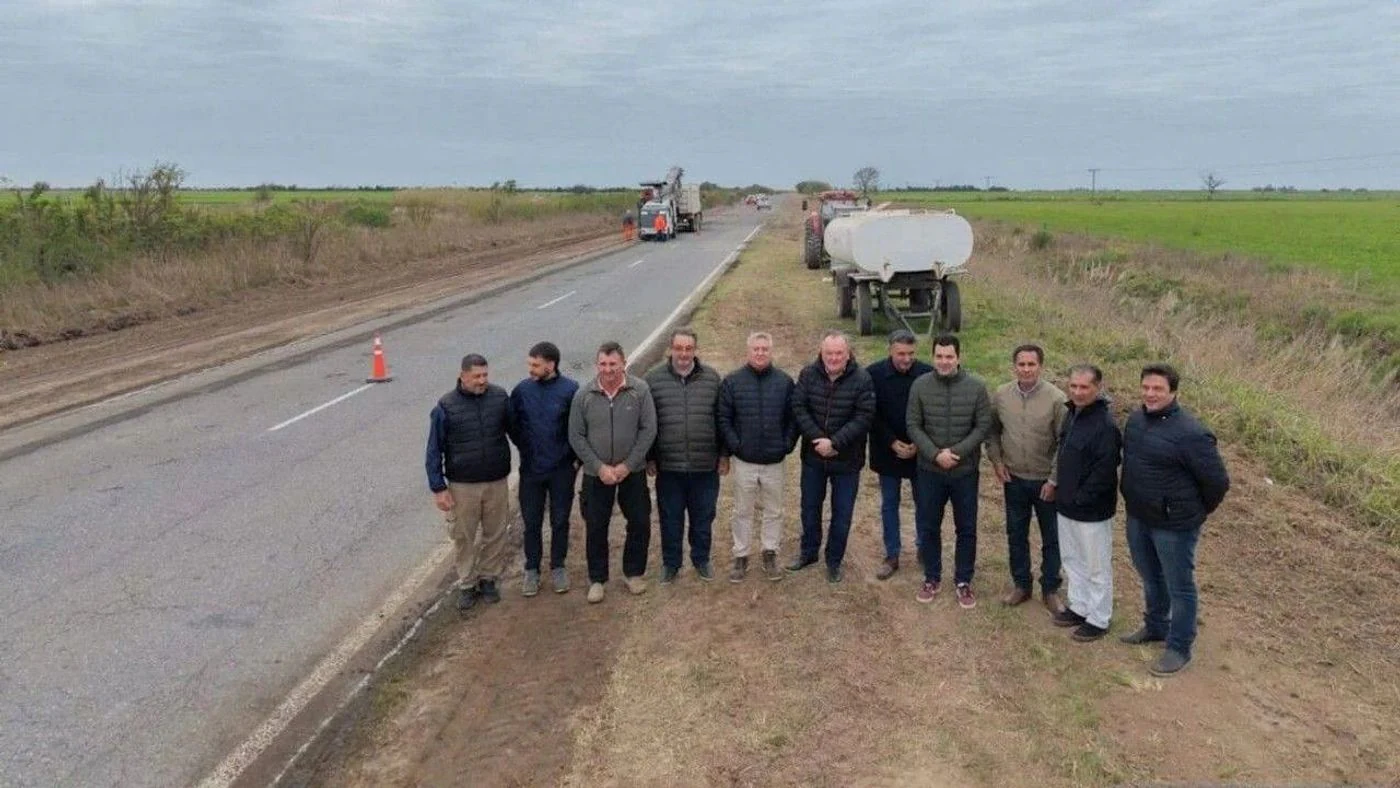 Imagen ilustrativa de la noticia: Michlig acompaña el inicio de la repavimentación de la RP 13 (Política)