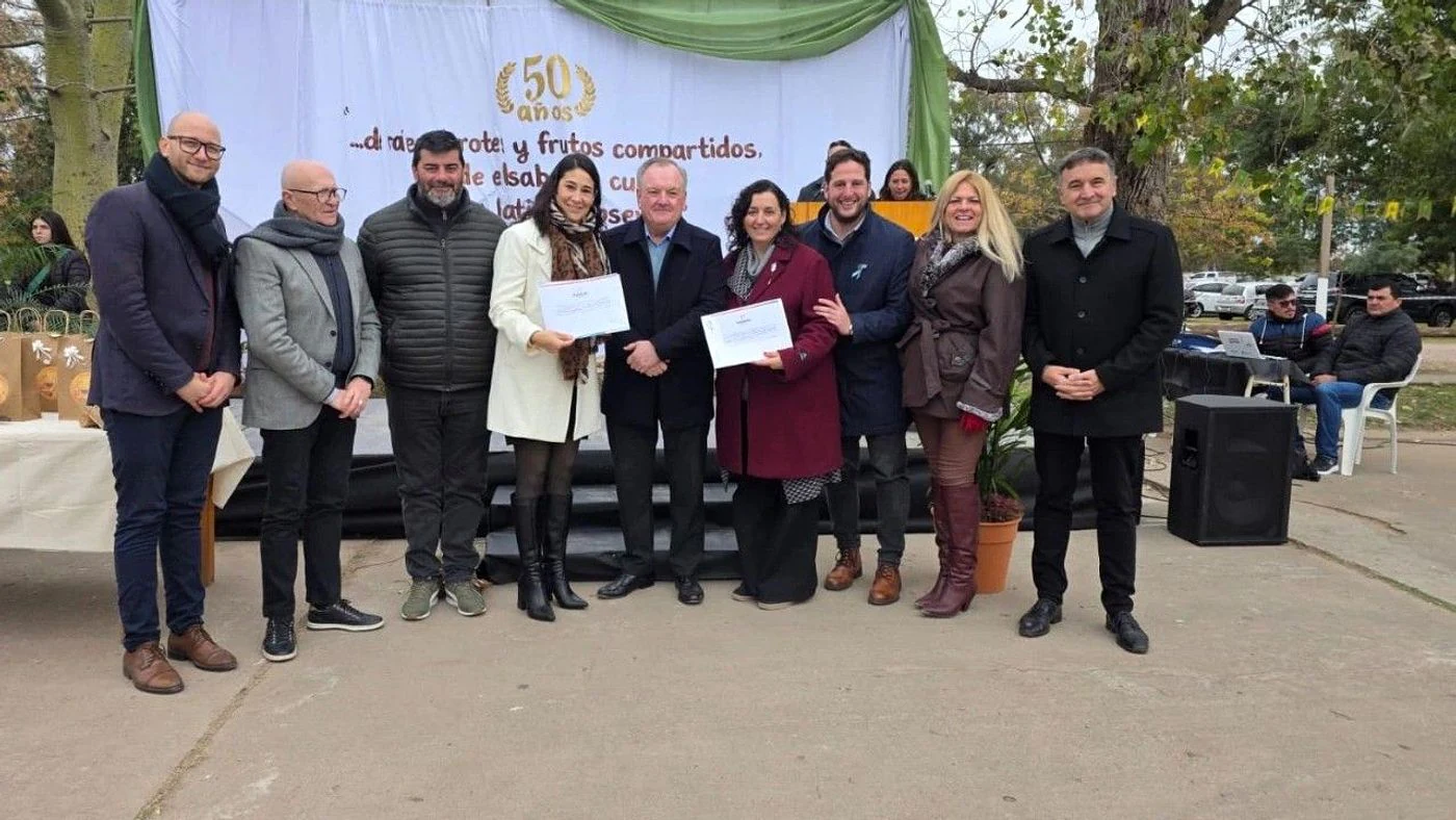 Imagen ilustrativa de la noticia: Michlig celebra 50 años de la EETP N° 308 en Ceres (Región)