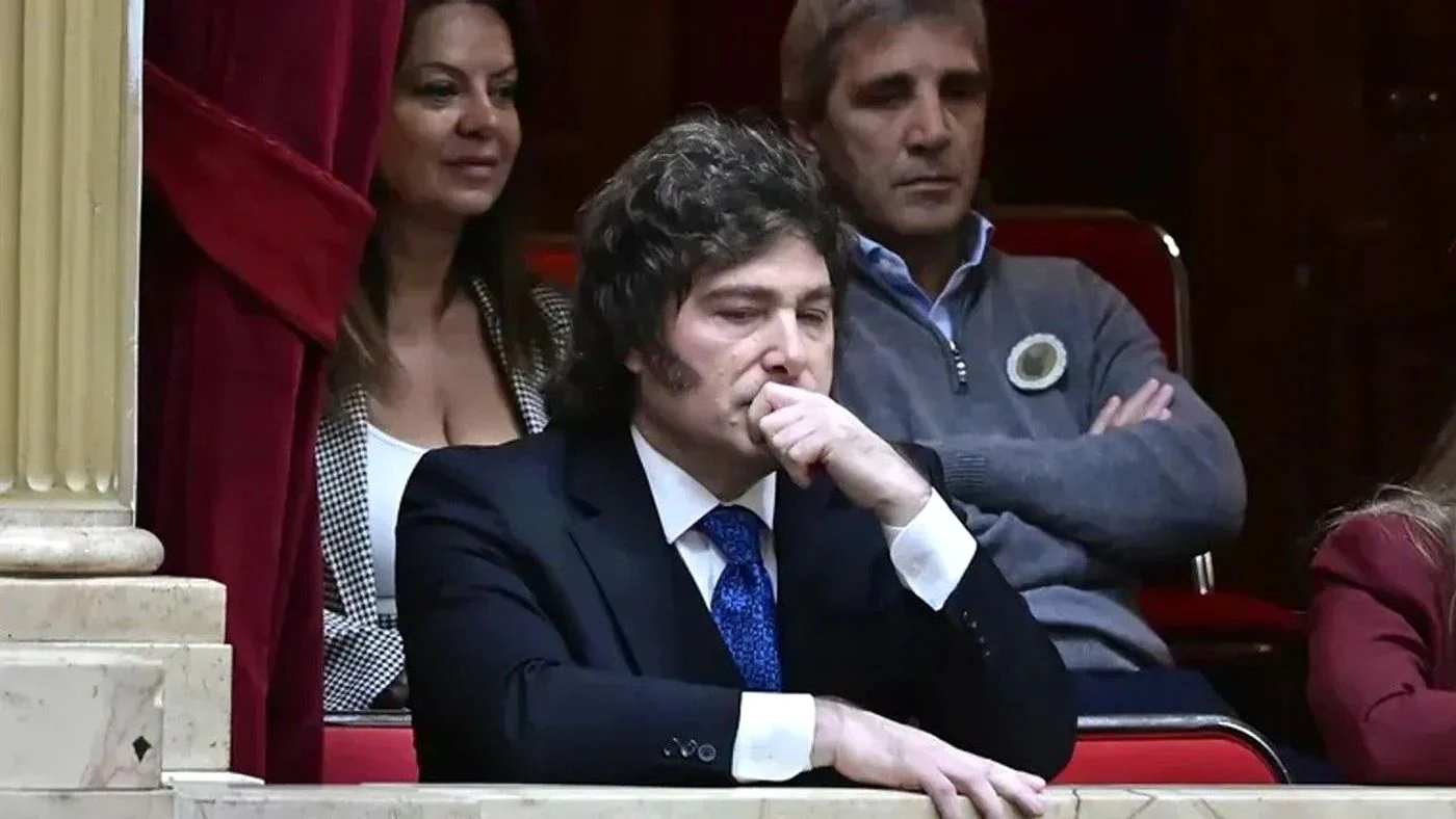Javier Milei busca aumentar tarifas mediante la ley de zona fría, pero enfrenta resistencia en el Senado, donde el proyect…