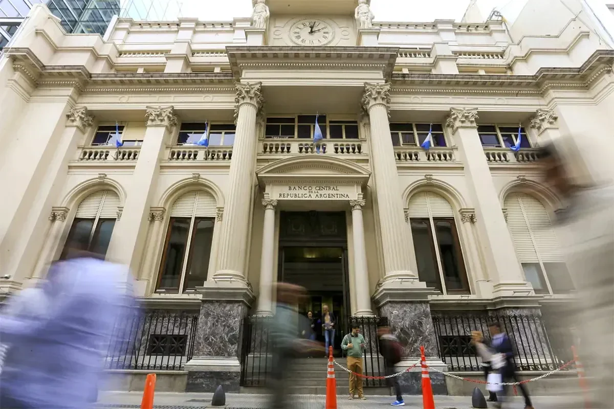 A través de un mensaje grabado, el mandatario explica los principales cambios que el Gobierno nacional busca introducir en la normativa que regula el funcionami