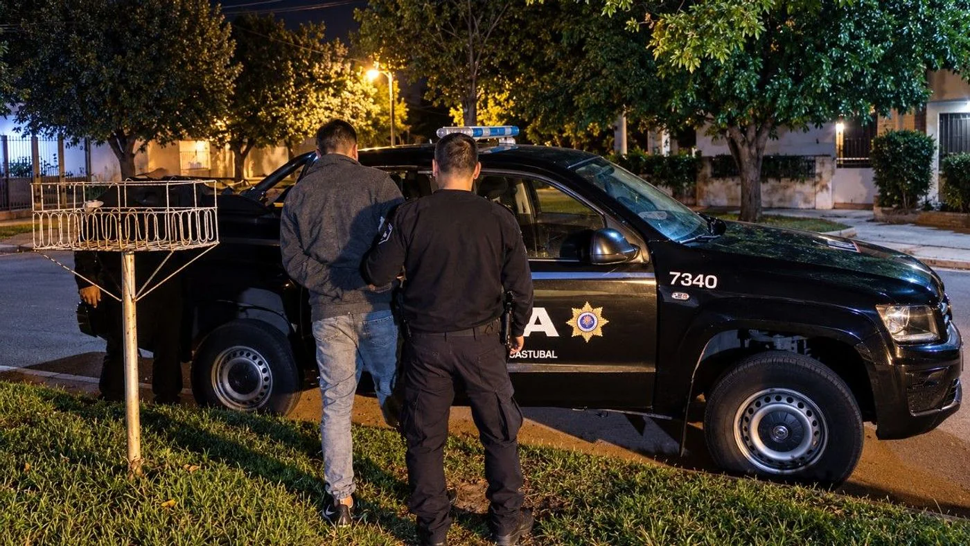 Imagen ilustrativa de la noticia: Moisés Ville: aprehendieron a un joven y secuestraron una espada de motosierra (Policiales)