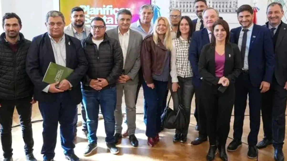 Presentación del plan de ordenamiento territorial del norte provincial en Casa de Gobierno.