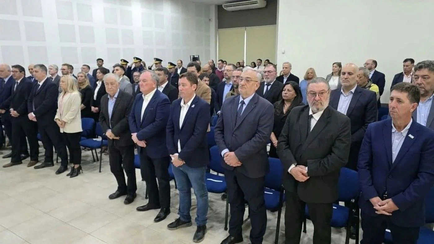 Imagen ilustrativa de la noticia: Rafaela: Michlig participó de la jura de tres fiscales (Región)