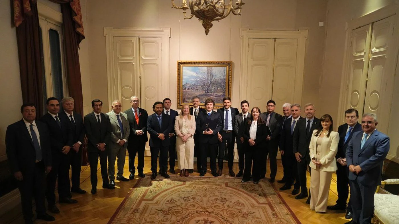 Gustavo Sáenz y Axel Kicillof en el ranking de gobernadores