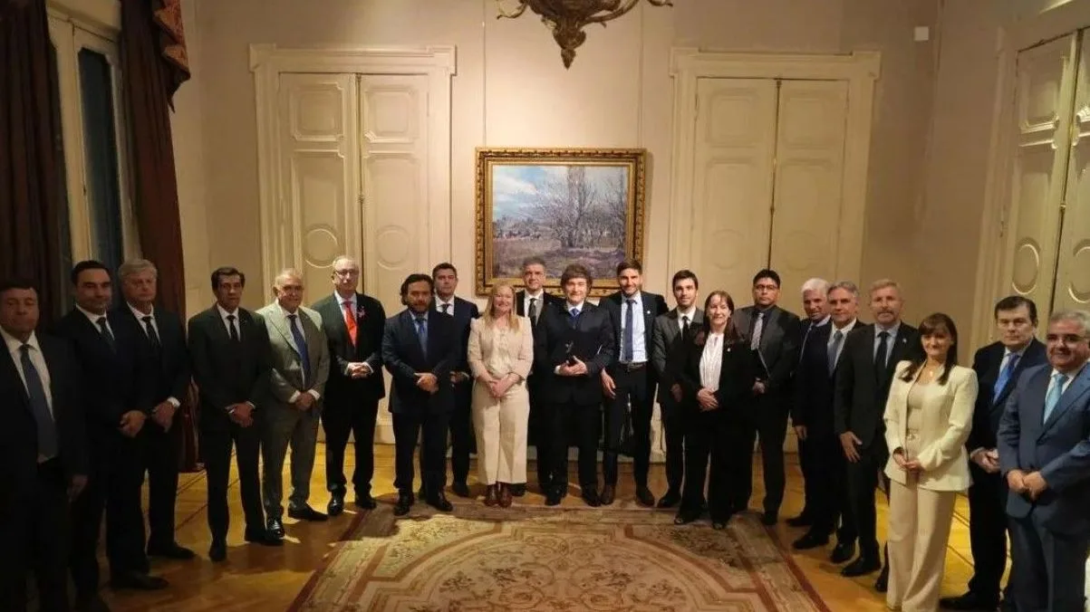 Gustavo Sáenz y Axel Kicillof en el ranking de gobernadores