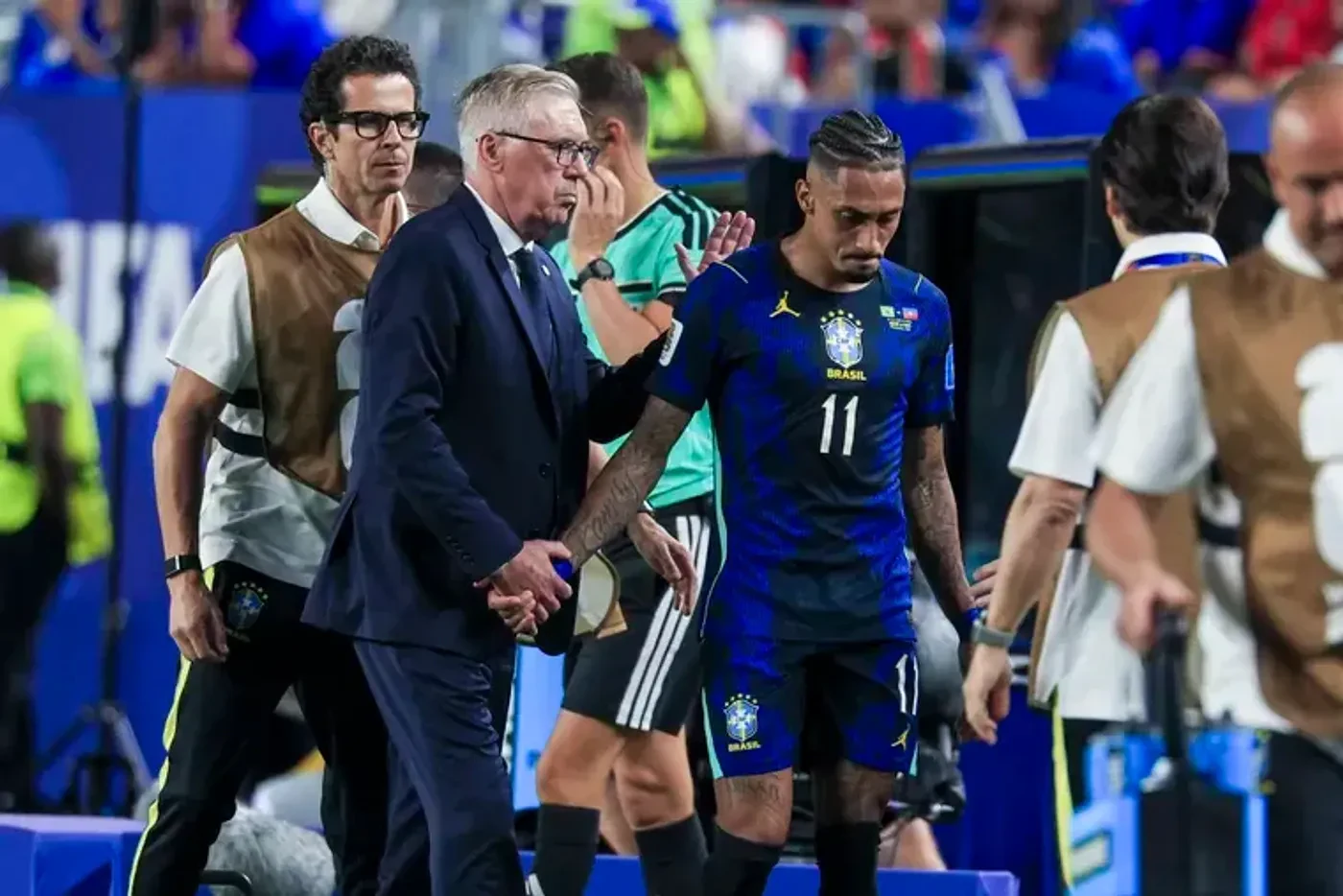 Raphinha, lesionado, pone en vilo a Brasil en el Mundial.&nbsp;