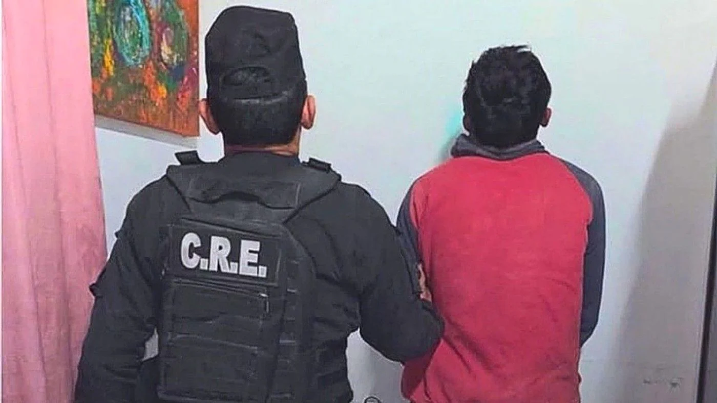 Imagen ilustrativa de la noticia: San Cristóbal: arrojó los platos denunciados como robados y fue aprehendido (Policiales)