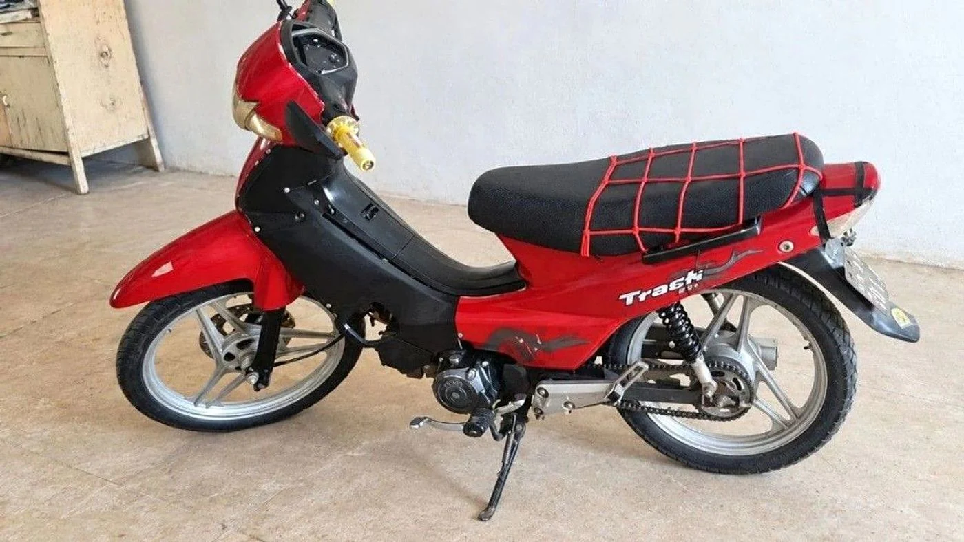 Imagen ilustrativa de la noticia: San Cristóbal: buscan una motocicleta robada frente a la Escuela Nacional (Policiales)