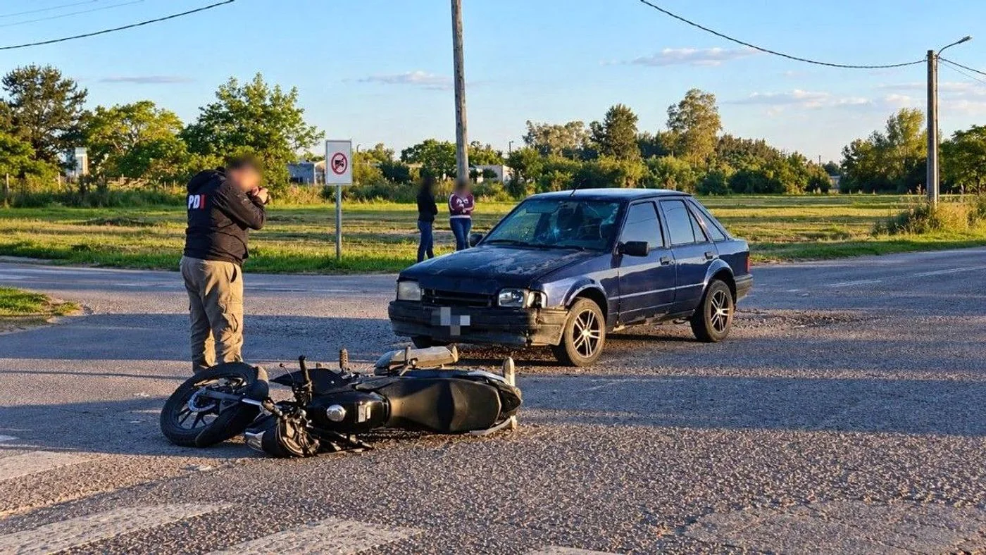 Imagen ilustrativa de la noticia: San Cristóbal: dos menores lesionados en Ruta 13 y La Paz (Policiales)