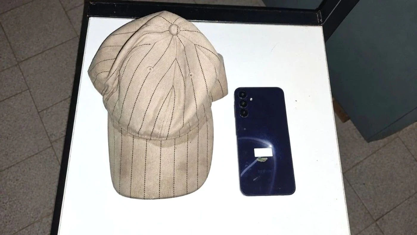 Imagen ilustrativa de la noticia: San Cristóbal: un detenido y el celular recuperado tras un allanamiento (Policiales)