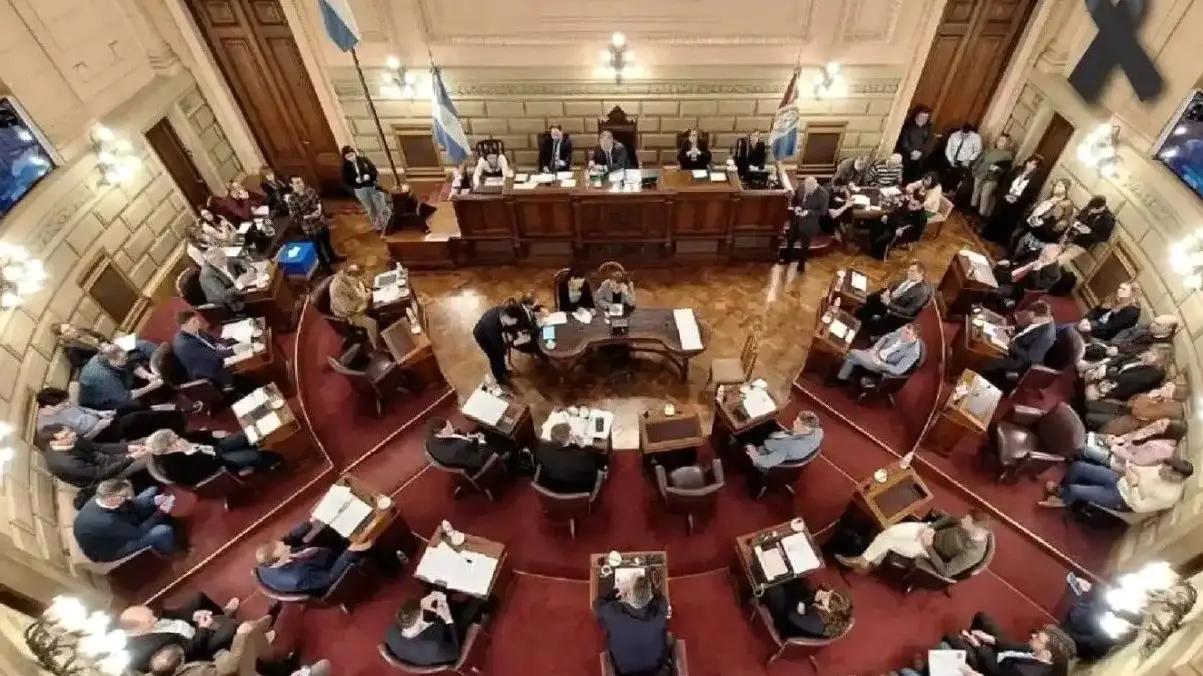 Senadores de Santa Fe expresan su pesar por el fallecimiento de dos policías en accidente de Ruta 98.