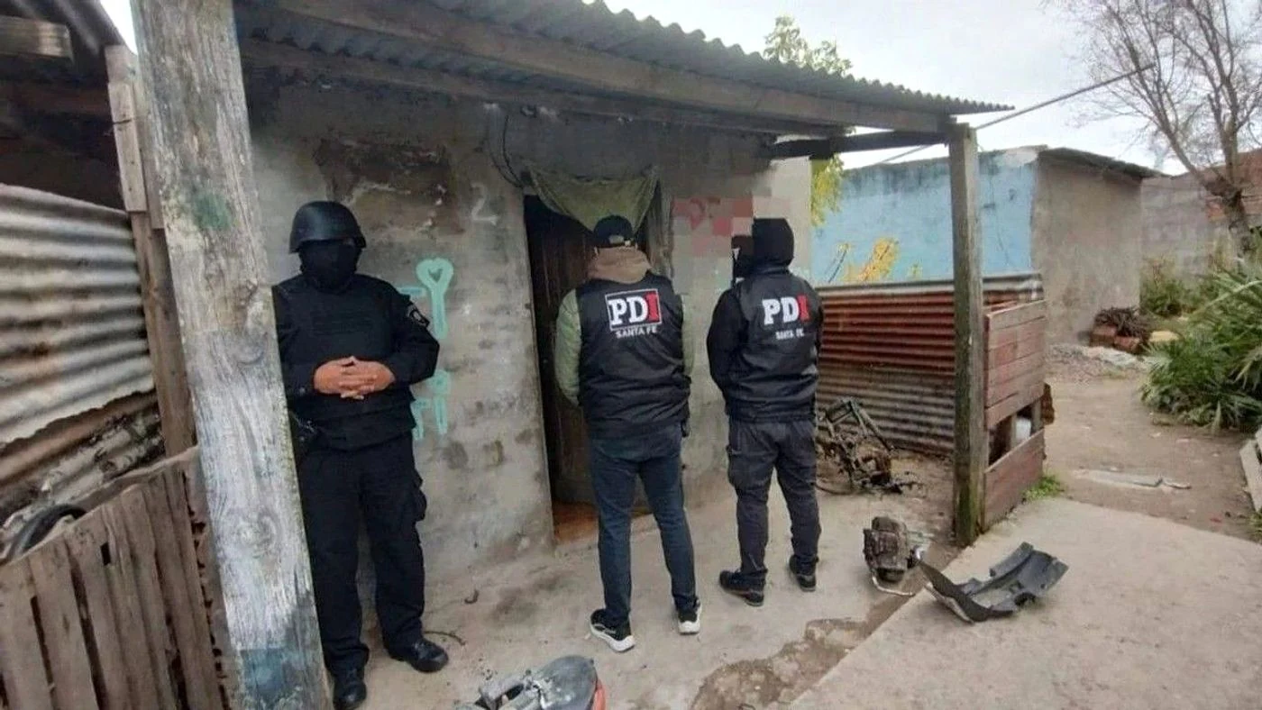 Imagen ilustrativa de la noticia: Siete detenidos por microtráfico en Vera tras allanamientos (Policiales)