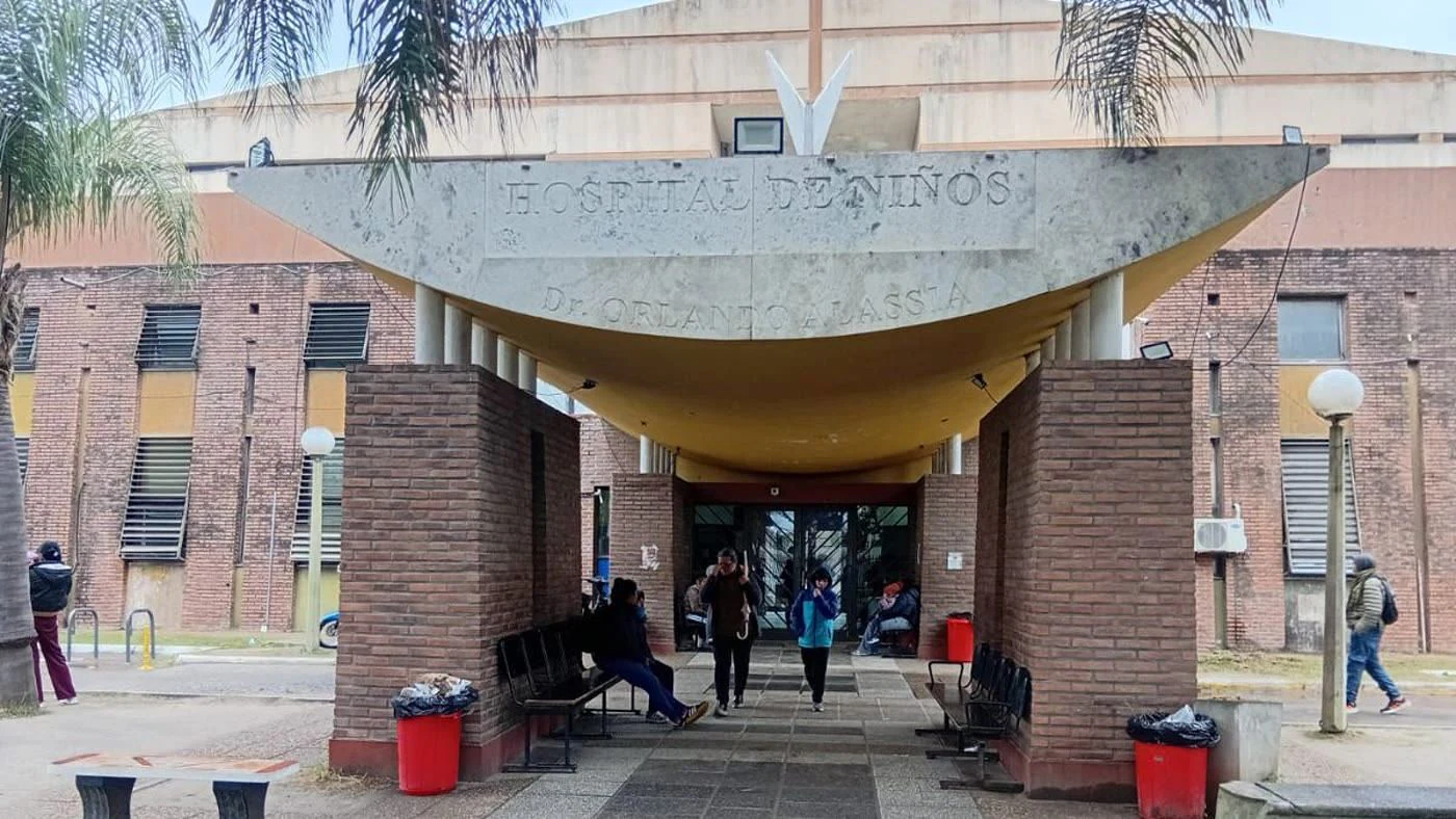 Ingreso del Hospital de Niños Orlando Alassia de Santa Fe, donde está internado el bebé atropellado
