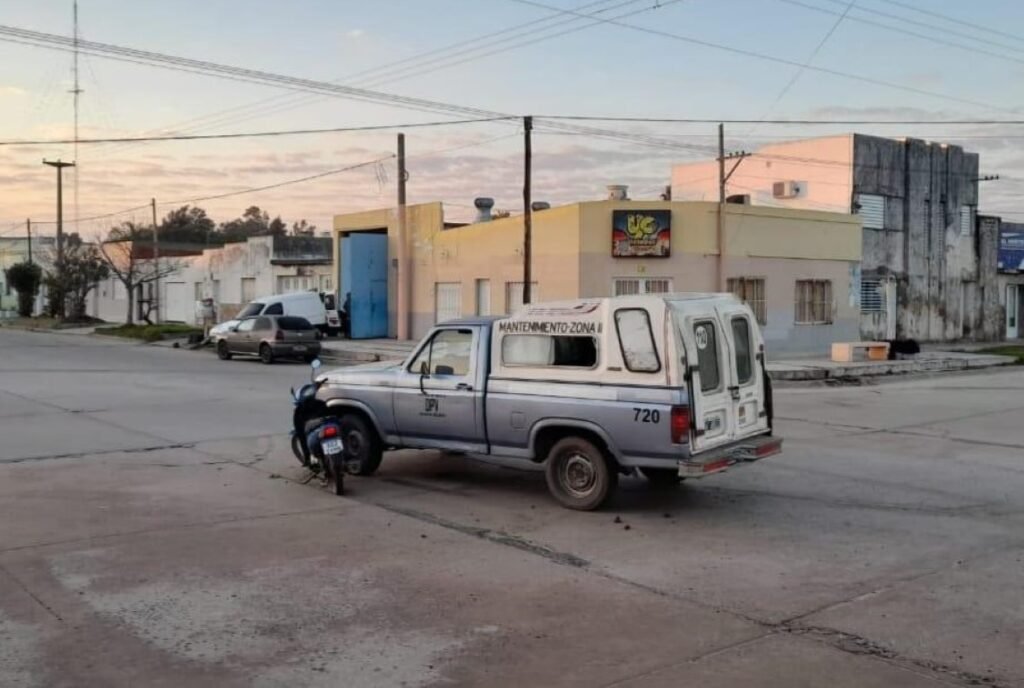 Una moto y una camioneta protagonizaron un accidente