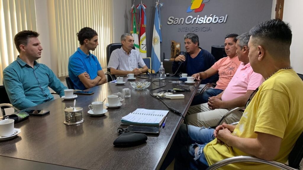 Clásico entre Ferro e Independiente
