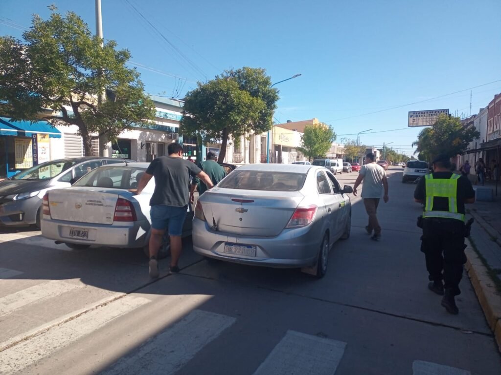 Accidente de tránsito en pleno centro de la ciudad