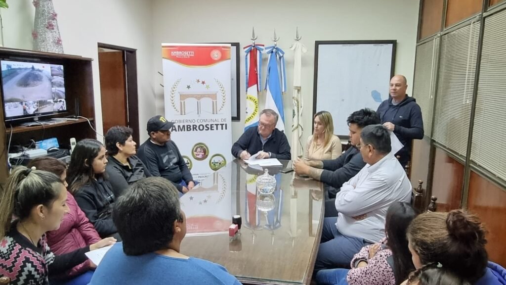 Programa Superarse 6 familias de Ambrosetti accederán a elementos de trabajo