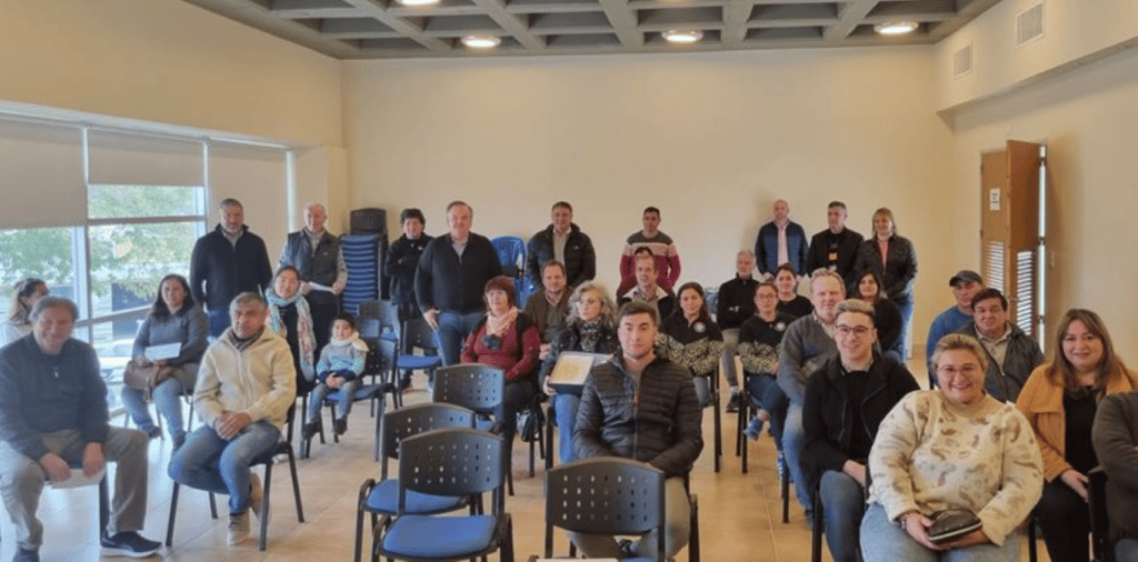 Visita y entrega de aportes del PFI a instituciones de Villa Trinidad y San Guillermo