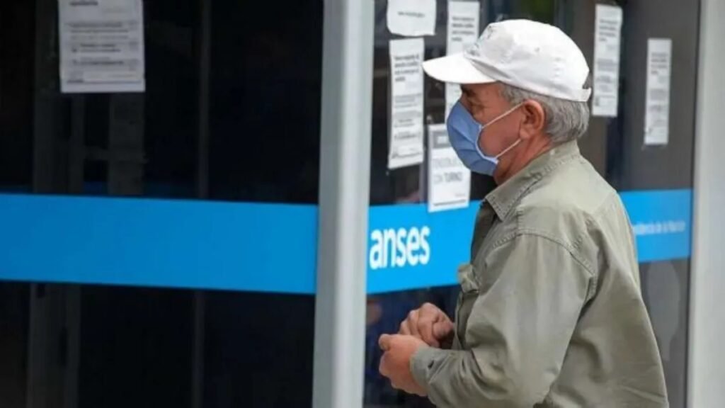 Pensión Universal al Adulto Mayor