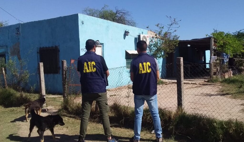 AIC detuvo a 2 jóvenes de San Cristóbal por robo