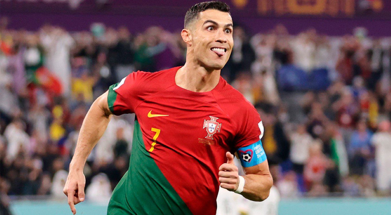 Cristiano Ronaldo Es Jugador Del Al Nassr De Arabia Saudita