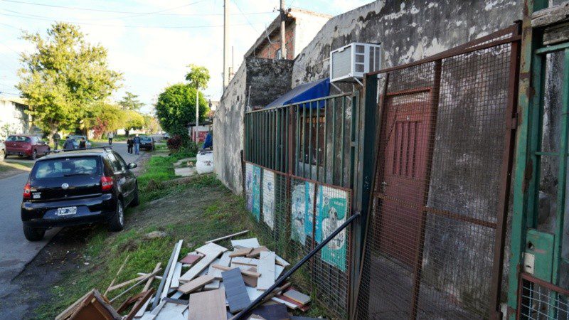 mataron a una kiosquera en Rosario y a un cadete en V.G. Gálvez