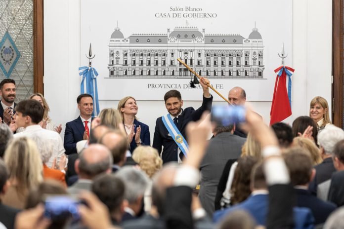 Pullaro Asegura que los Gobernadores Defenderán Recursos Provinciales en Reunión con Milei