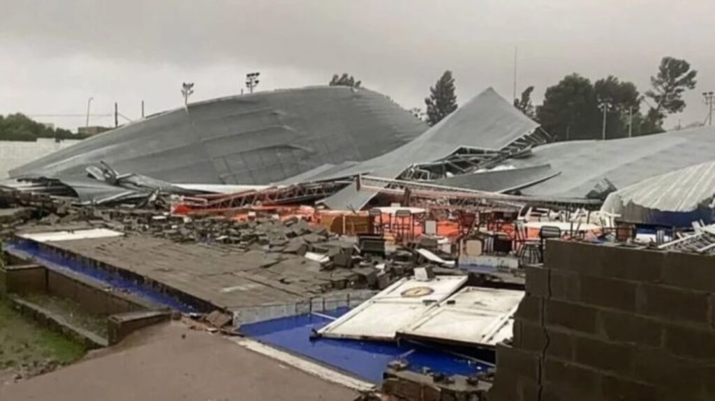 Tragedia en Bahía Blanca Tornado Deja al Menos 13 Muertos y Varios Heridos