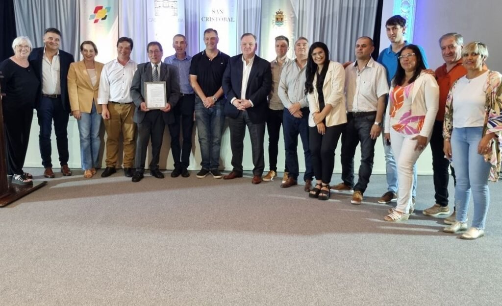 Homenaje a Jorge Amado Arta en San Cristóbal