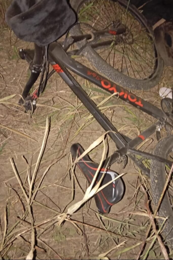 Colonia Rosa: una ciclista resultó herida tras ser rozada por una camioneta en un camino rural